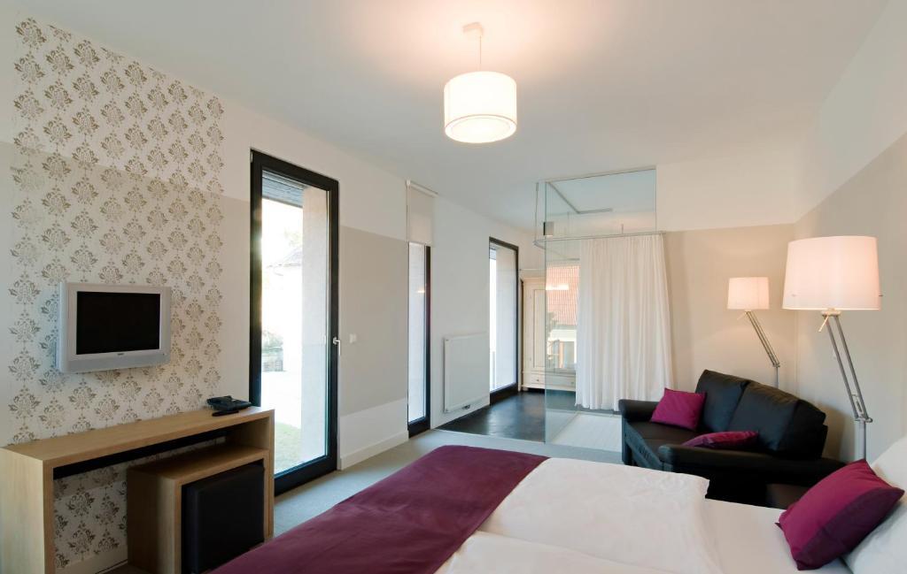 Hotel Zur Schonenburg Schönberg am Kamp Eksteriør billede